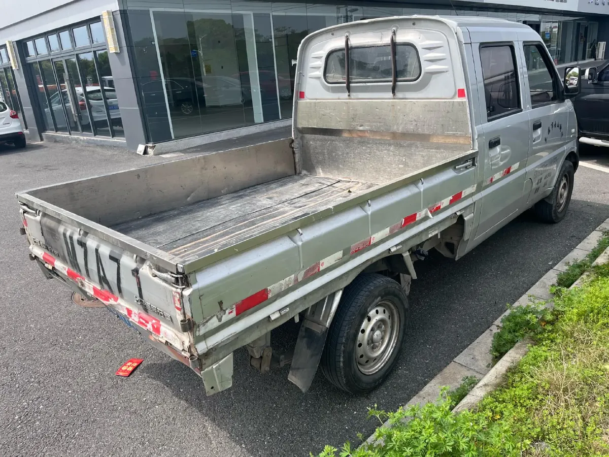 2018 WuLing RongGuang New Truck 1.5L 107HP L4 5MT,autocango,china used car exporter,china ev exporter,chinese used car exporter,chinese used ev exporter