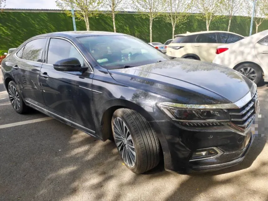 2019 Volvo V40 1.5T 152HP L4 6AT,autocango,china used car exporter,china ev exporter,chinese used car exporter,chinese used ev exporter