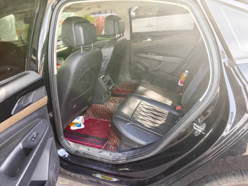 2019 Volvo V40 1.5T 152HP L4 6AT,autocango,china used car exporter,china ev exporter,chinese used car exporter,chinese used ev exporter