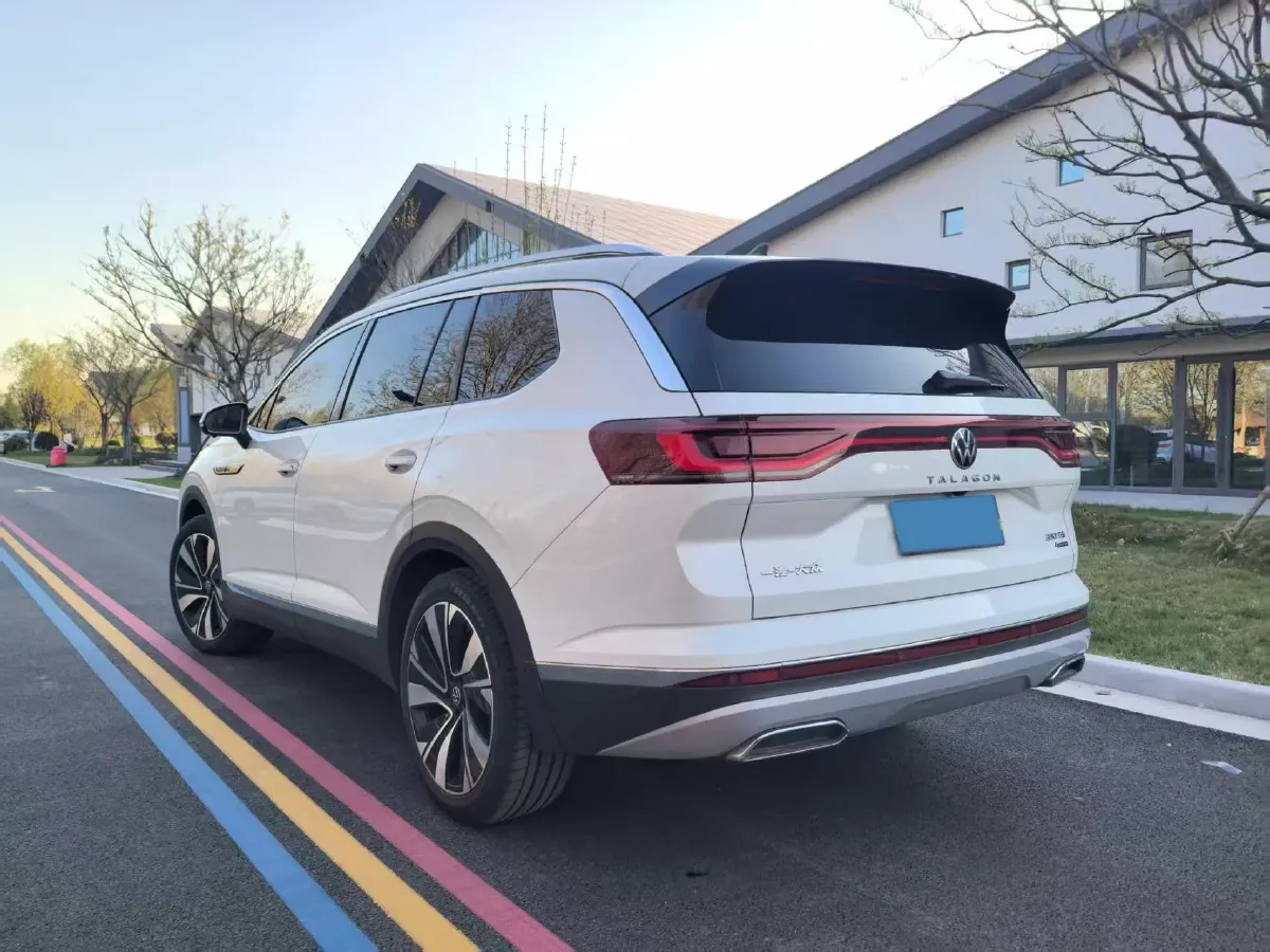 2023 Volkswagen Talagon 2.0T 220HP L4 7DCT,autocango,china used car exporter,china ev exporter,chinese used car exporter,chinese used ev exporter