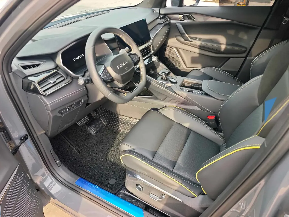 2023 LYNK&CO 06 1.5T 181HP L4 7DCT,autocango,china used car exporter,china ev exporter,chinese used car exporter,chinese used ev exporter