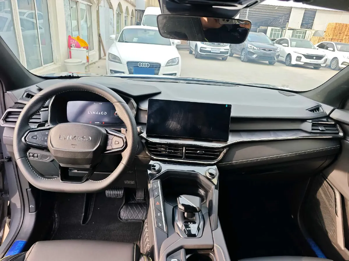 2023 LYNK&CO 06 1.5T 181HP L4 7DCT,autocango,china used car exporter,china ev exporter,chinese used car exporter,chinese used ev exporter