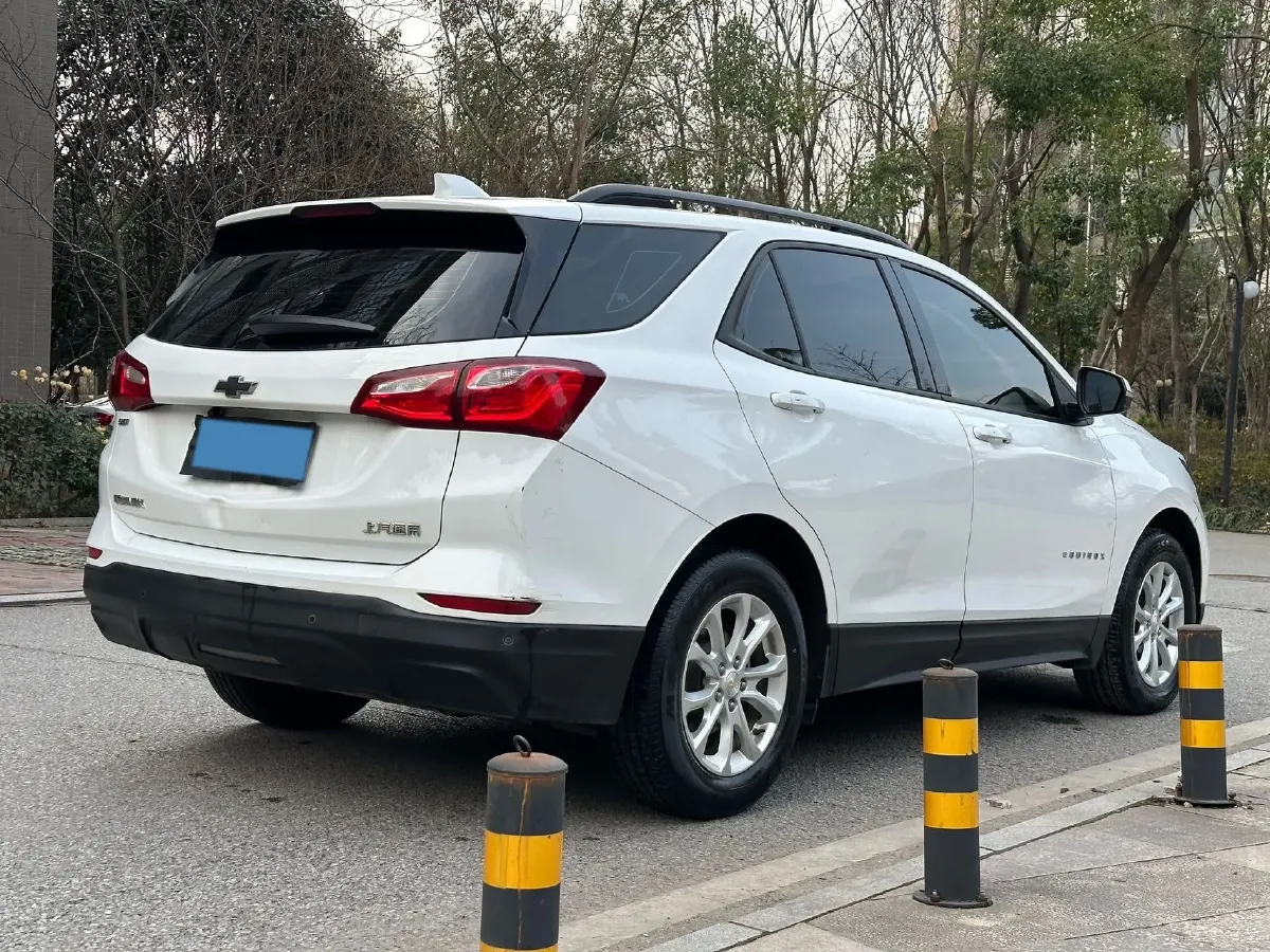 2019 Chevrolet Equinox 1.5T 169HP L4 6AT,autocango,china used car exporter,china ev exporter,chinese used car exporter,chinese used ev exporter