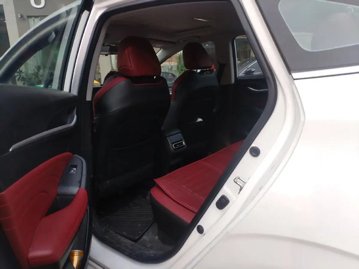 2021 ChangAn Eado 1.4T 160HP L4 7DCT,autocango,china used car exporter,china ev exporter,chinese used car exporter,chinese used ev exporter