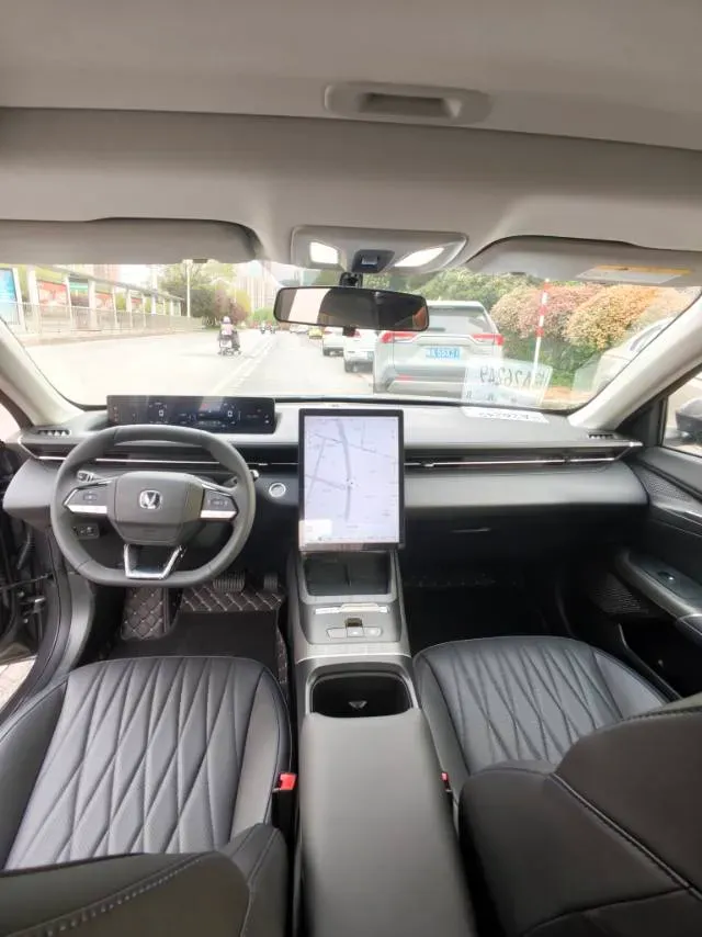 2025 ChangAn EadoPHEV 1.5L 98HP L4 E-CVT PHEV,autocango,china used car exporter,china ev exporter,chinese used car exporter,chinese used ev exporter