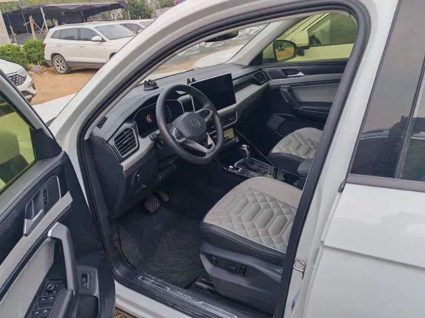 2023 Volkswagen Tayron 2.0T 186HP L4 7DCT,autocango,china used car exporter,china ev exporter,chinese used car exporter,chinese used ev exporter