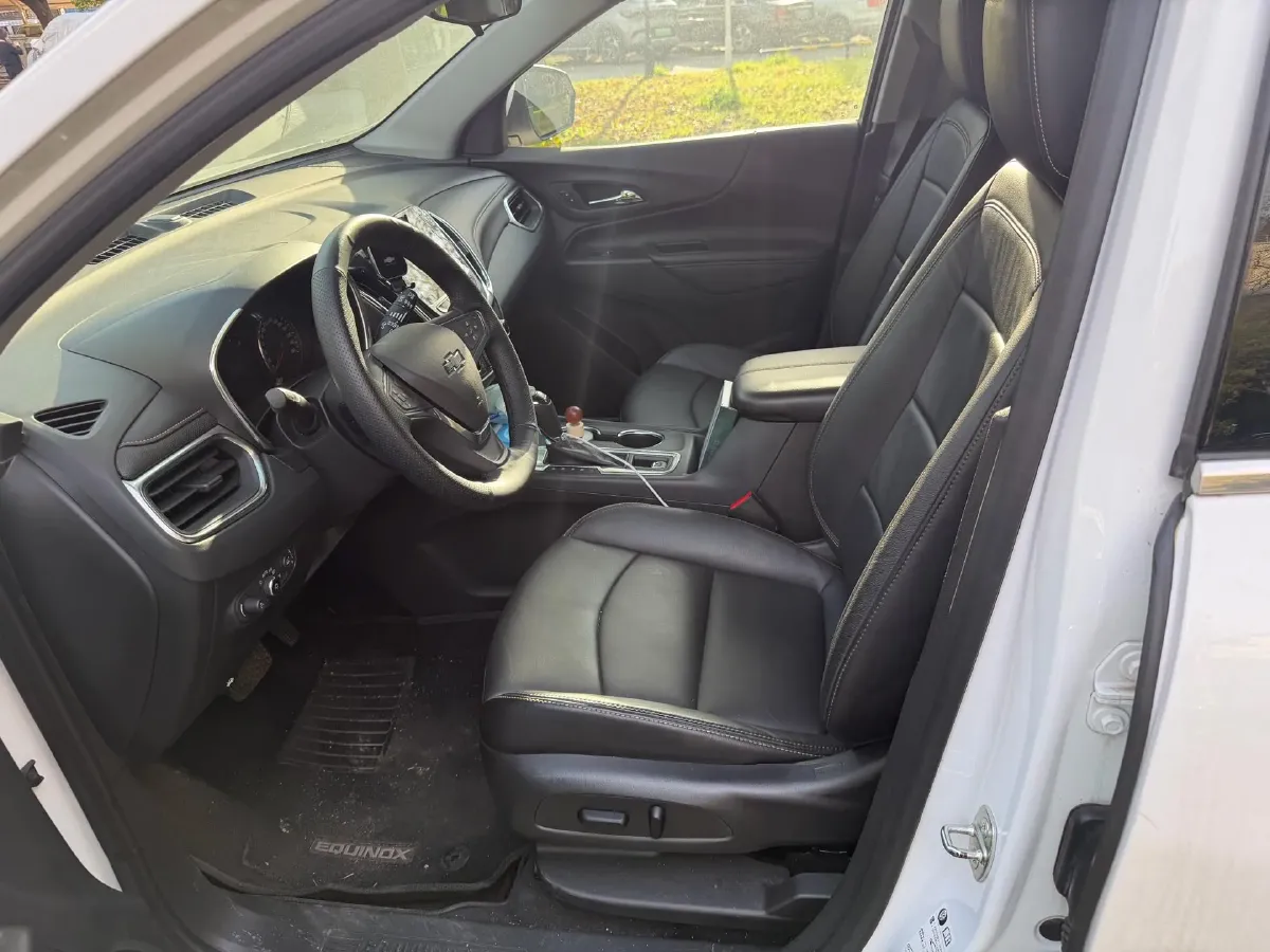 2019 Chevrolet Equinox 1.5T 180HP L4 6AT,autocango,china used car exporter,china ev exporter,chinese used car exporter,chinese used ev exporter