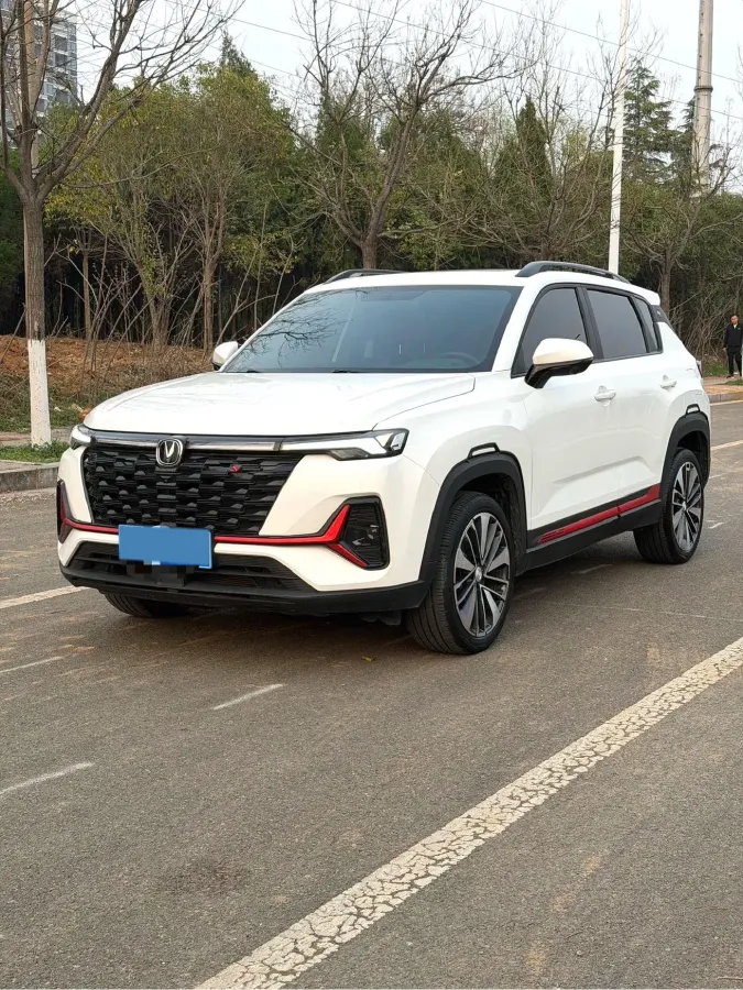 2023 ChangAn CS35 Plus 1.4T 160HP L4 7DCT,autocango,china used car exporter,china ev exporter,chinese used car exporter,chinese used ev exporter
