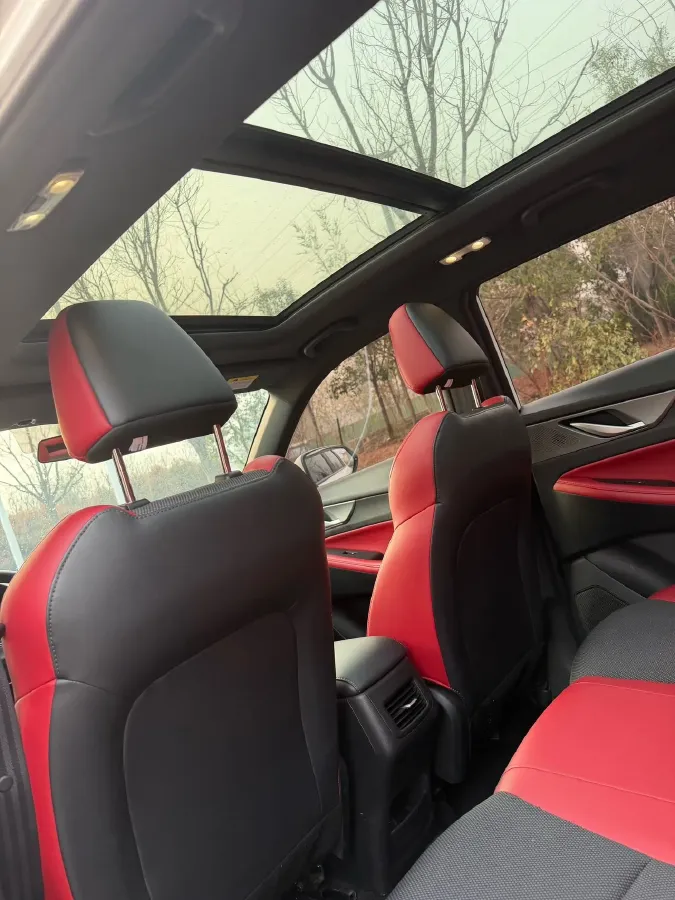 2023 ChangAn CS35 Plus 1.4T 160HP L4 7DCT,autocango,china used car exporter,china ev exporter,chinese used car exporter,chinese used ev exporter