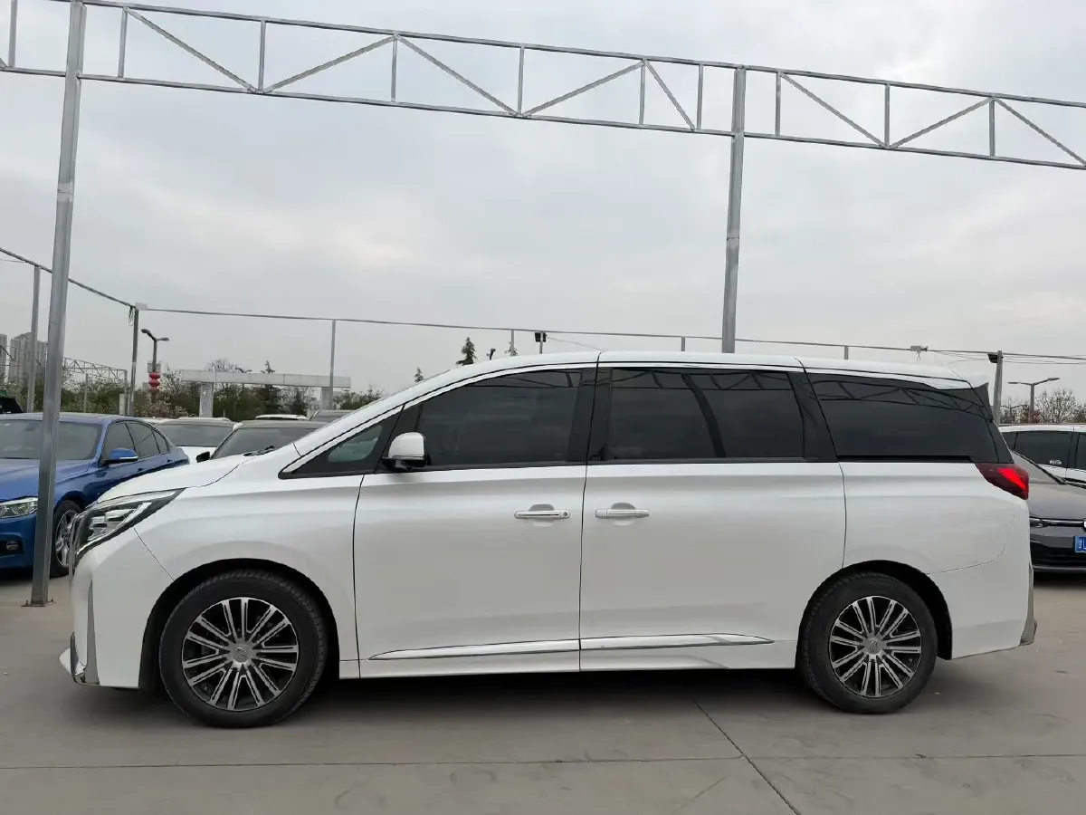 2021 GAC Trumpchi M8 2.0T 252HP L4 8AT,autocango,china used car exporter,china ev exporter,chinese used car exporter,chinese used ev exporter