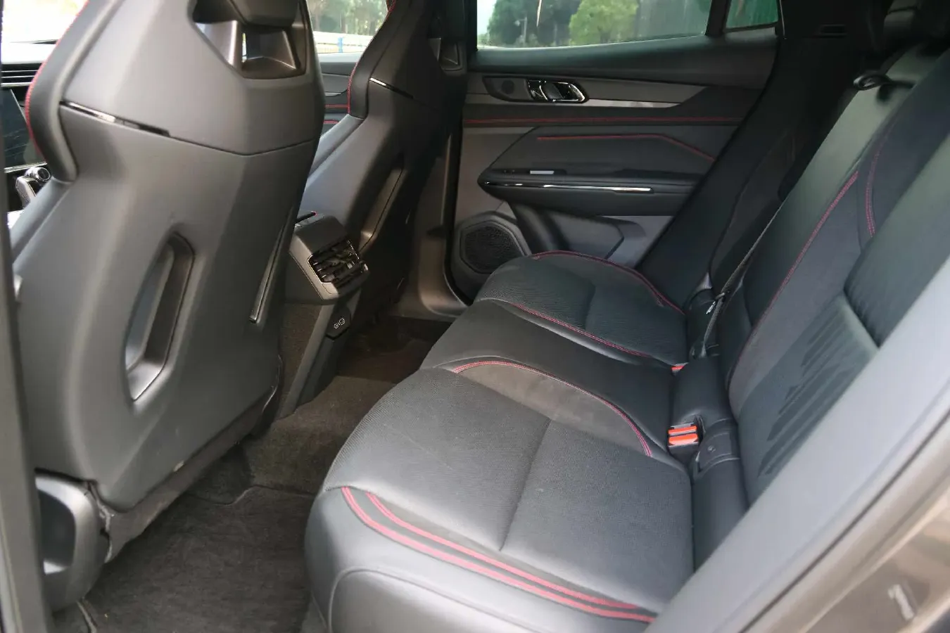 2023 Ford Transit 2.0T 143HP L4 9AT,autocango,china used car exporter,china ev exporter,chinese used car exporter,chinese used ev exporter