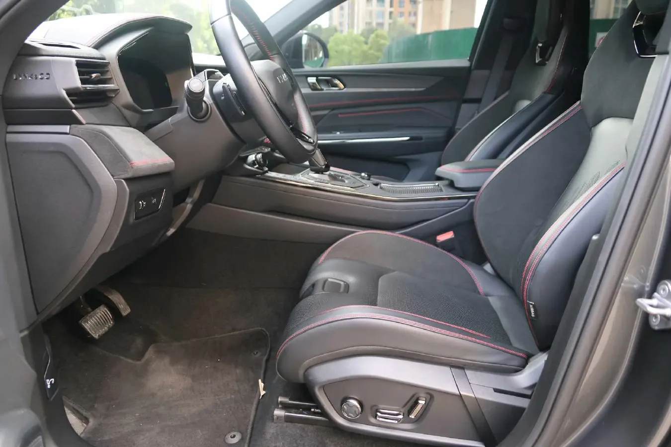 2023 Ford Transit 2.0T 143HP L4 9AT,autocango,china used car exporter,china ev exporter,chinese used car exporter,chinese used ev exporter