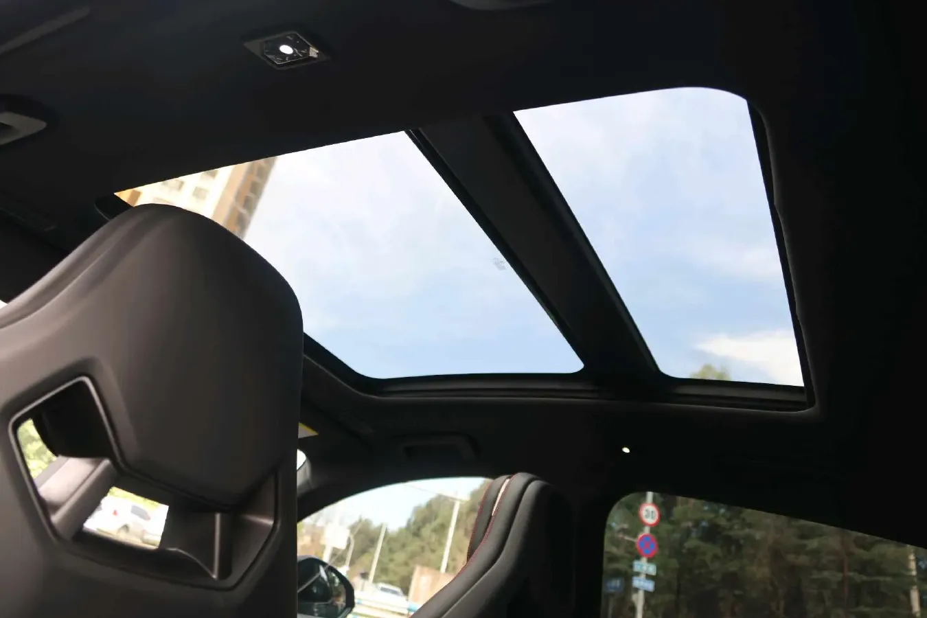 2023 Ford Transit 2.0T 143HP L4 9AT,autocango,china used car exporter,china ev exporter,chinese used car exporter,chinese used ev exporter