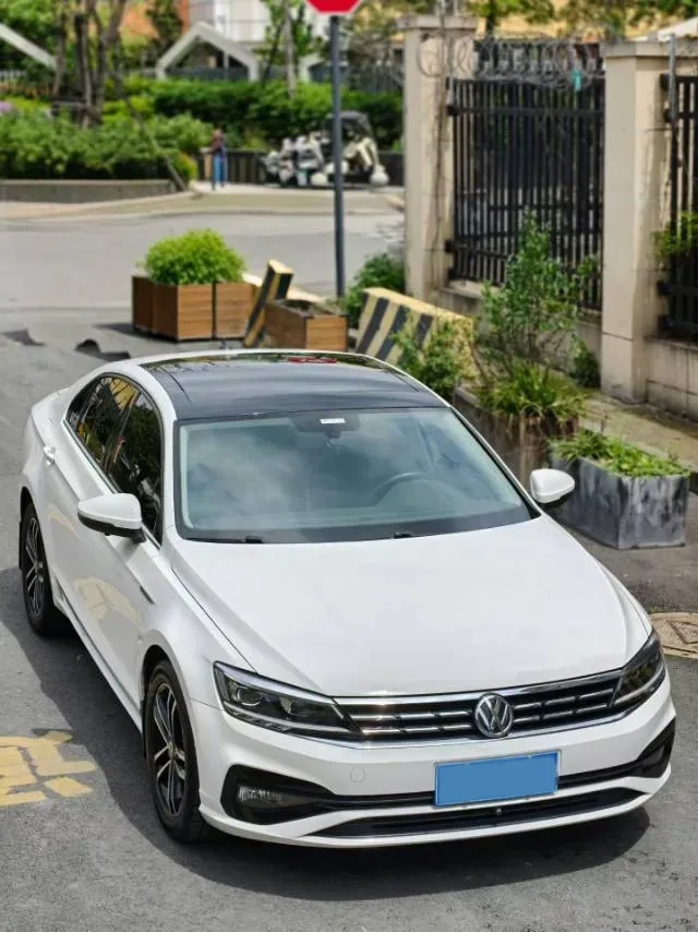 2019 Volkswagen Passat 1.4T 150HP L4 7DCT,autocango,china used car exporter,china ev exporter,chinese used car exporter,chinese used ev exporter