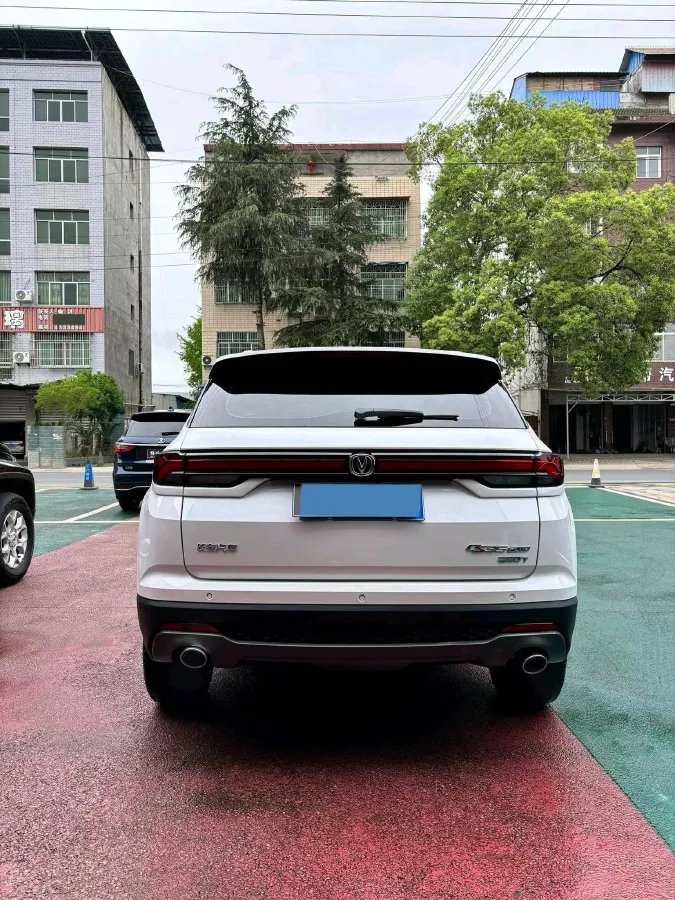 2021 ChangAn CS35 Plus 1.4T 160HP L4 7DCT,autocango,china used car exporter,china ev exporter,chinese used car exporter,chinese used ev exporter