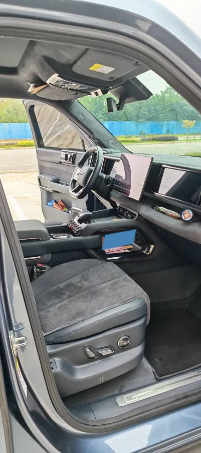 2023 Toyota Crown Kluger 2.5L 189HP L4 E-CVT Hybrid,autocango,china used car exporter,china ev exporter,chinese used car exporter,chinese used ev exporter