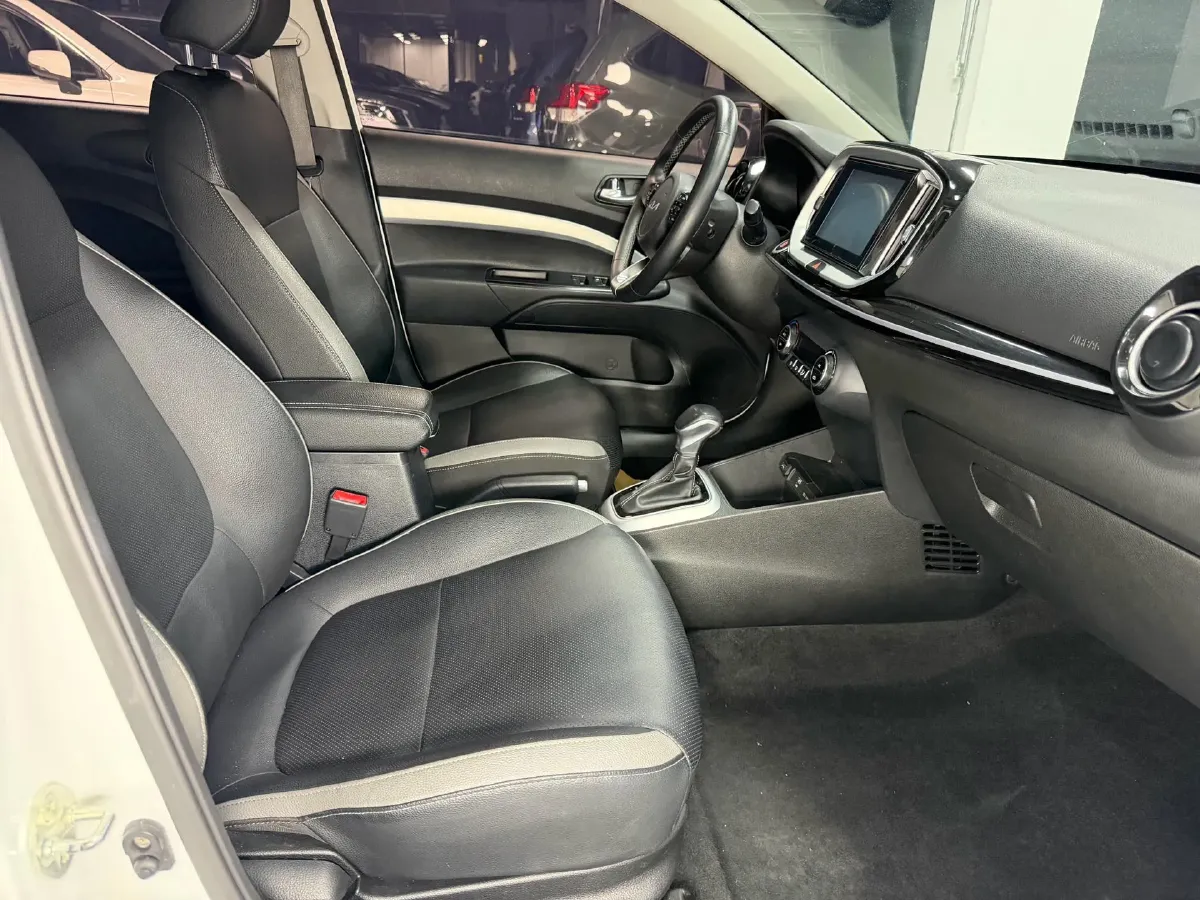 2021 Kia KX1 1.4L 100HP L4 CVT,autocango,china used car exporter,china ev exporter,chinese used car exporter,chinese used ev exporter