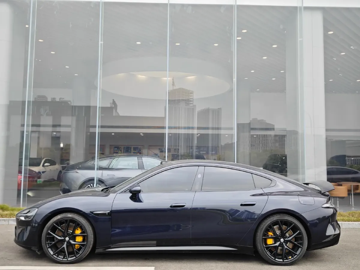 2024 MI SU7 BEV 101KWH,autocango,china used car exporter,china ev exporter,chinese used car exporter,chinese used ev exporter