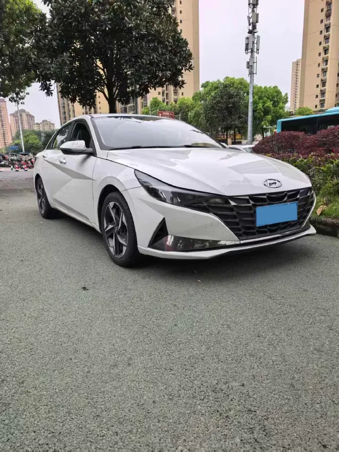 2021 Hyundai Elantra 1.5L 115HP L4 CVT,autocango,china used car exporter,china ev exporter,chinese used car exporter,chinese used ev exporter