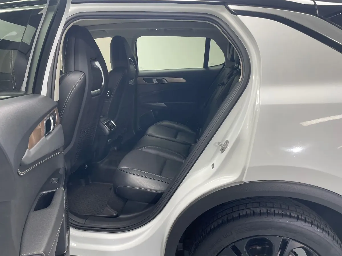 2019 LYNK&CO 01 2.0T 190HP L4 6AT,autocango,china used car exporter,china ev exporter,chinese used car exporter,chinese used ev exporter