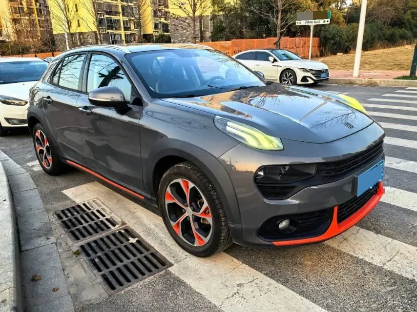 2018 Toyota C-HR 2.0L 171HP L4 CVT,autocango,china used car exporter,china ev exporter,chinese used car exporter,chinese used ev exporter