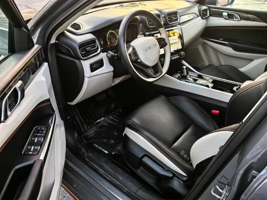 2018 Toyota C-HR 2.0L 171HP L4 CVT,autocango,china used car exporter,china ev exporter,chinese used car exporter,chinese used ev exporter