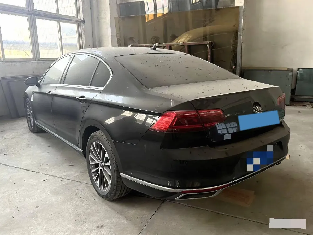 2020 Volkswagen Magotan 2.0T 186HP L4 7DCT,autocango,china used car exporter,china ev exporter,chinese used car exporter,chinese used ev exporter