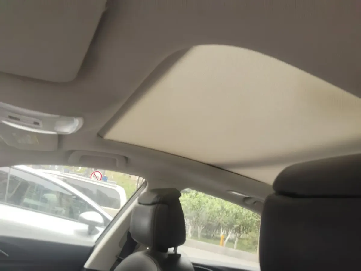 2016 Zotye Z700 1.8T 177HP L4 6DCT,autocango,china used car exporter,china ev exporter,chinese used car exporter,chinese used ev exporter