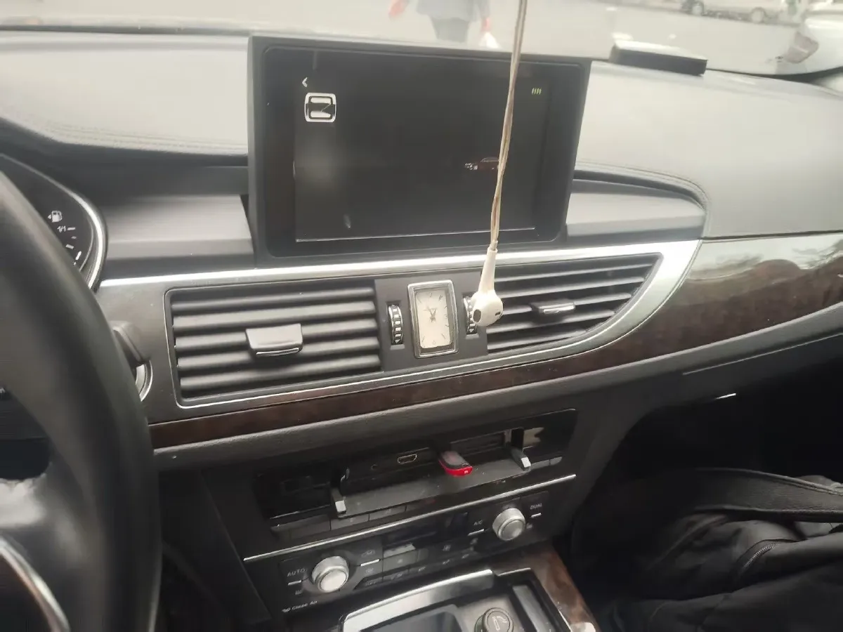 2016 Zotye Z700 1.8T 177HP L4 6DCT,autocango,china used car exporter,china ev exporter,chinese used car exporter,chinese used ev exporter