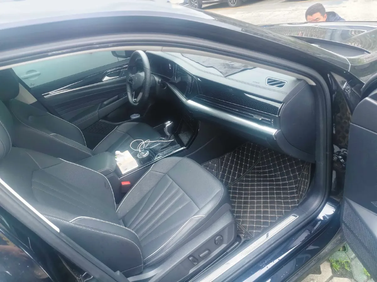 2024 Volkswagen Passat 2.0T 220HP L4 7DCT,autocango,china used car exporter,china ev exporter,chinese used car exporter,chinese used ev exporter