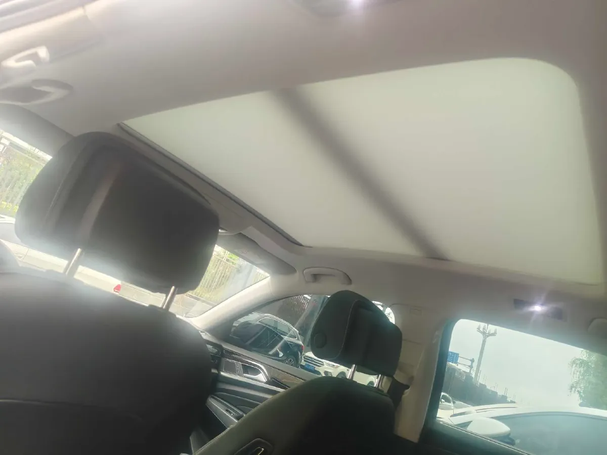 2024 Volkswagen Passat 2.0T 220HP L4 7DCT,autocango,china used car exporter,china ev exporter,chinese used car exporter,chinese used ev exporter