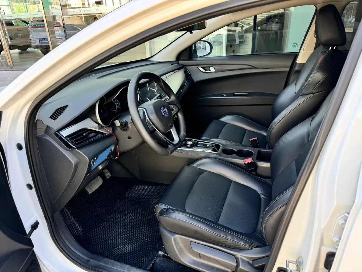 2022 ChangAn Eado BEV 47.78KWH,autocango,china used car exporter,china ev exporter,chinese used car exporter,chinese used ev exporter