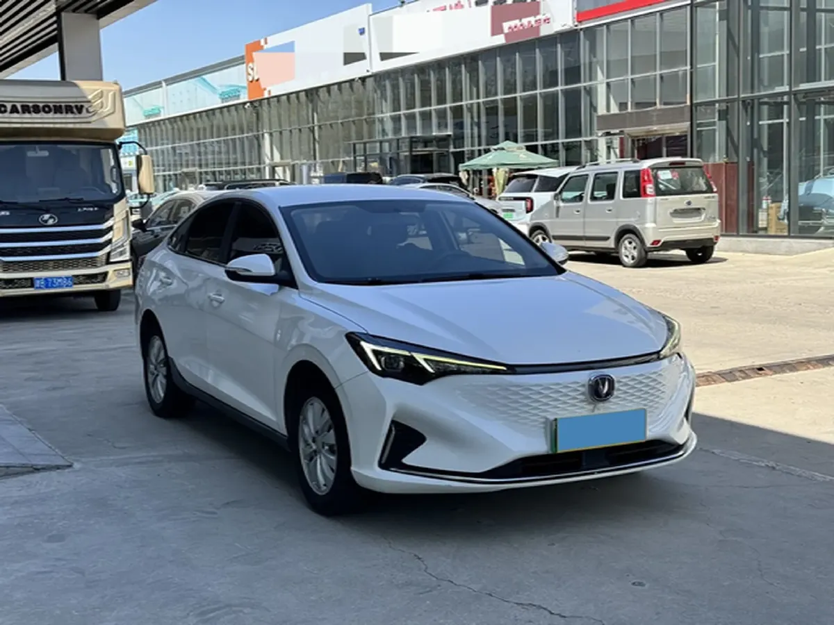 2022 ChangAn Eado BEV 47.78KWH,autocango,china used car exporter,china ev exporter,chinese used car exporter,chinese used ev exporter