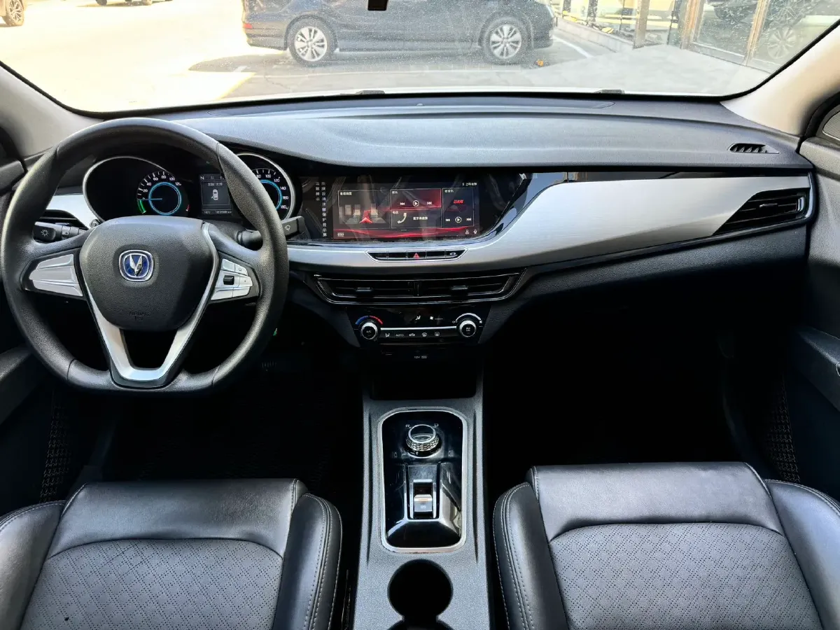 2022 ChangAn Eado BEV 47.78KWH,autocango,china used car exporter,china ev exporter,chinese used car exporter,chinese used ev exporter