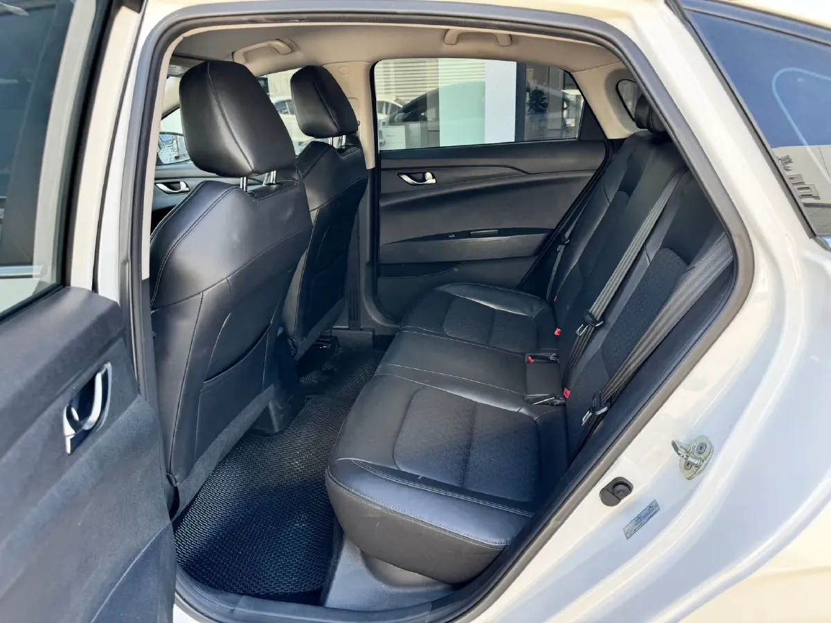 2022 ChangAn Eado BEV 47.78KWH,autocango,china used car exporter,china ev exporter,chinese used car exporter,chinese used ev exporter