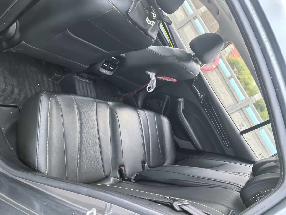 2021 Roewe i5 1.5L 120HP L4 CVT,autocango,china used car exporter,china ev exporter,chinese used car exporter,chinese used ev exporter