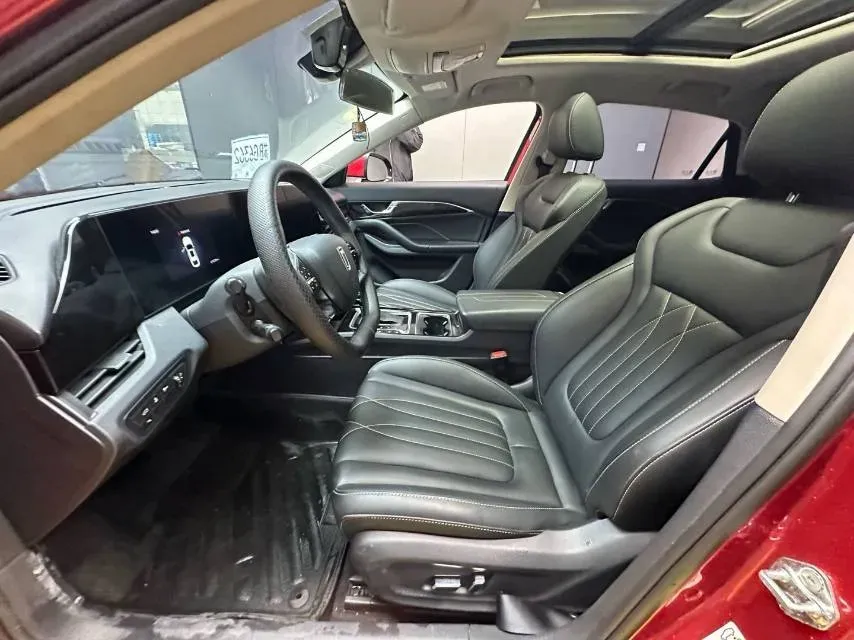 2021 Bestune B70 1.5T 169HP L4 7DCT,autocango,china used car exporter,china ev exporter,chinese used car exporter,chinese used ev exporter