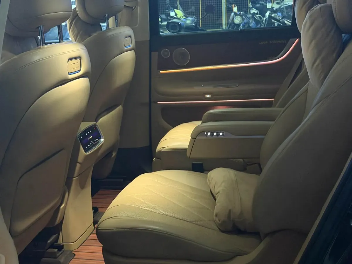 2024 HIMA AITO M9 1.5T 152HP L4 REEV 52KWH,autocango,china used car exporter,china ev exporter,chinese used car exporter,chinese used ev exporter