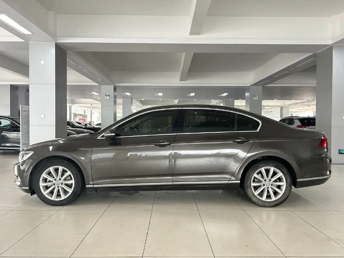 2019 Chevrolet Malibu XL 2.0T 241HP L4 9AT,autocango,china used car exporter,china ev exporter,chinese used car exporter,chinese used ev exporter