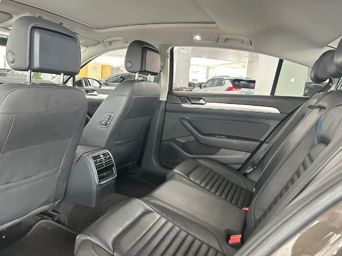 2019 Chevrolet Malibu XL 2.0T 241HP L4 9AT,autocango,china used car exporter,china ev exporter,chinese used car exporter,chinese used ev exporter