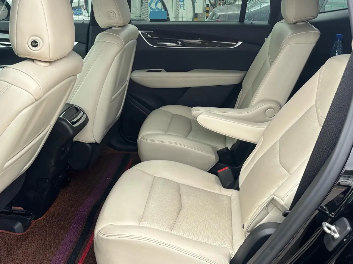 2020 Cadillac XT6 2.0T 237HP L4 9AT,autocango,china used car exporter,china ev exporter,chinese used car exporter,chinese used ev exporter