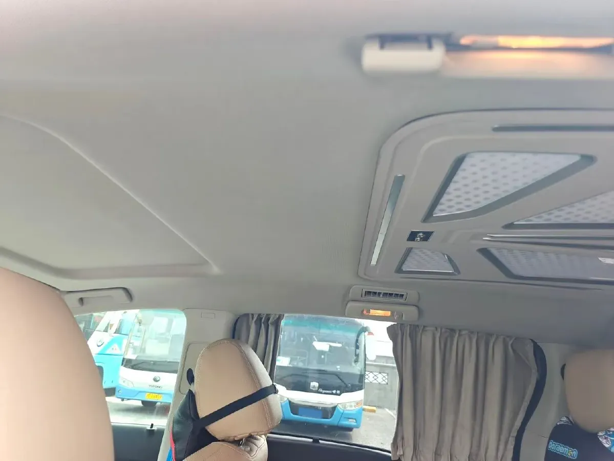 2021 Buick GL8 2.0T 237HP L4 9AT,autocango,china used car exporter,china ev exporter,chinese used car exporter,chinese used ev exporter