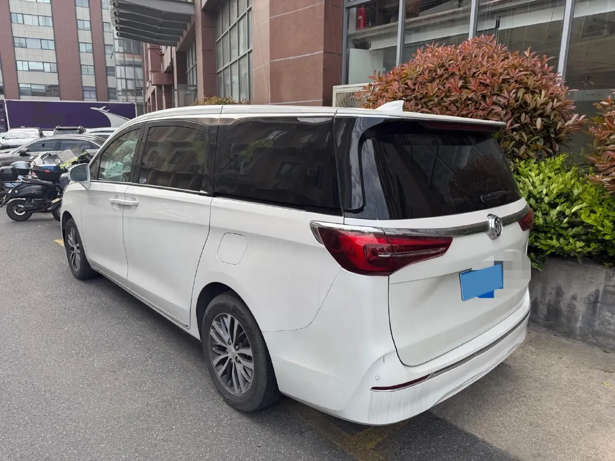 2023 Buick GL8 2.0T 237HP L4 9AT,autocango,china used car exporter,china ev exporter,chinese used car exporter,chinese used ev exporter