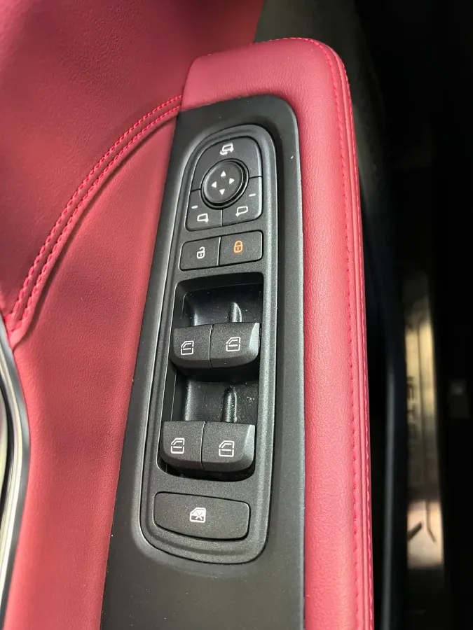 2024 Jetour X70 Plus 1.5T 156HP L4 6DCT,autocango,china used car exporter,china ev exporter,chinese used car exporter,chinese used ev exporter