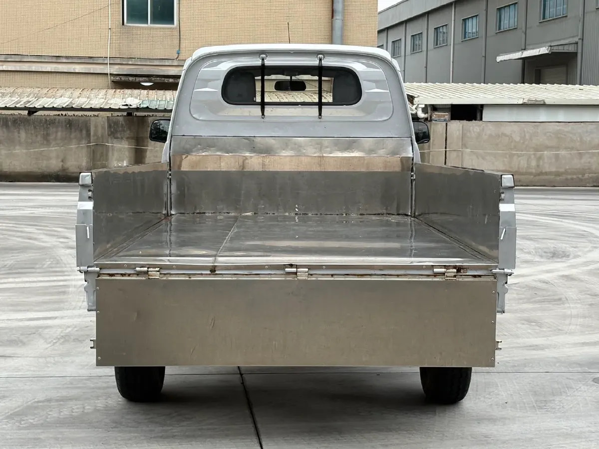 2021 NLM Motor QiTeng N30 1.25L 91HP L4 5MT,autocango,china used car exporter,china ev exporter,chinese used car exporter,chinese used ev exporter