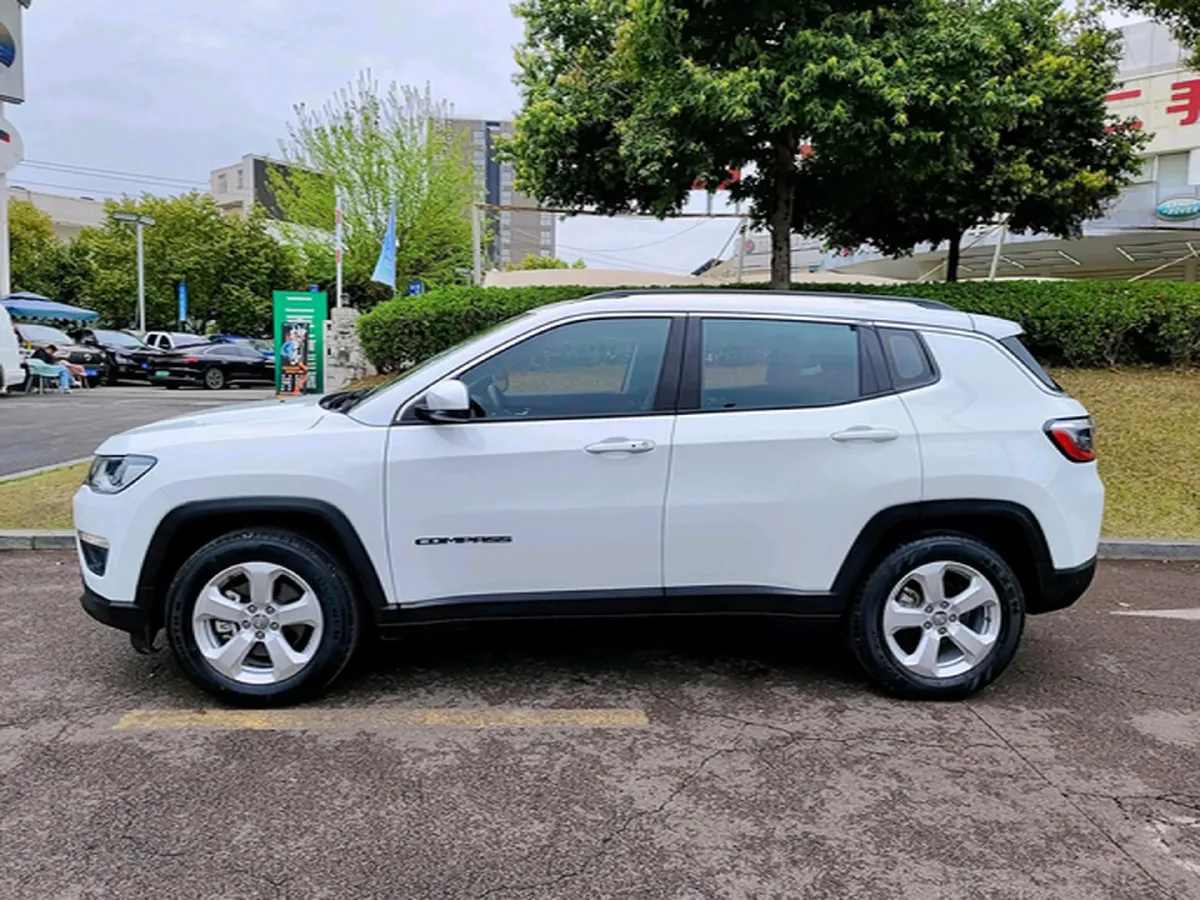 2020 Jeep Compass 1.3T 173HP L4 7DCT,autocango,china used car exporter,china ev exporter,chinese used car exporter,chinese used ev exporter
