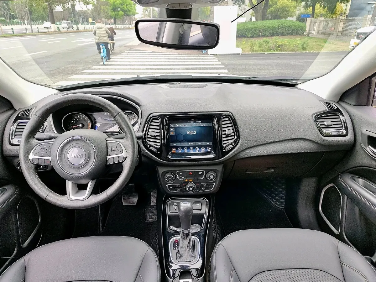 2020 Jeep Compass 1.3T 173HP L4 7DCT,autocango,china used car exporter,china ev exporter,chinese used car exporter,chinese used ev exporter