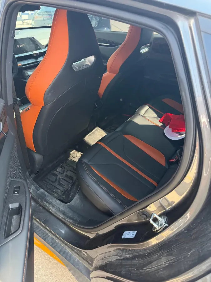 2024 ChangAn UNI-V 1.5T 188HP L4 7DCT,autocango,china used car exporter,china ev exporter,chinese used car exporter,chinese used ev exporter