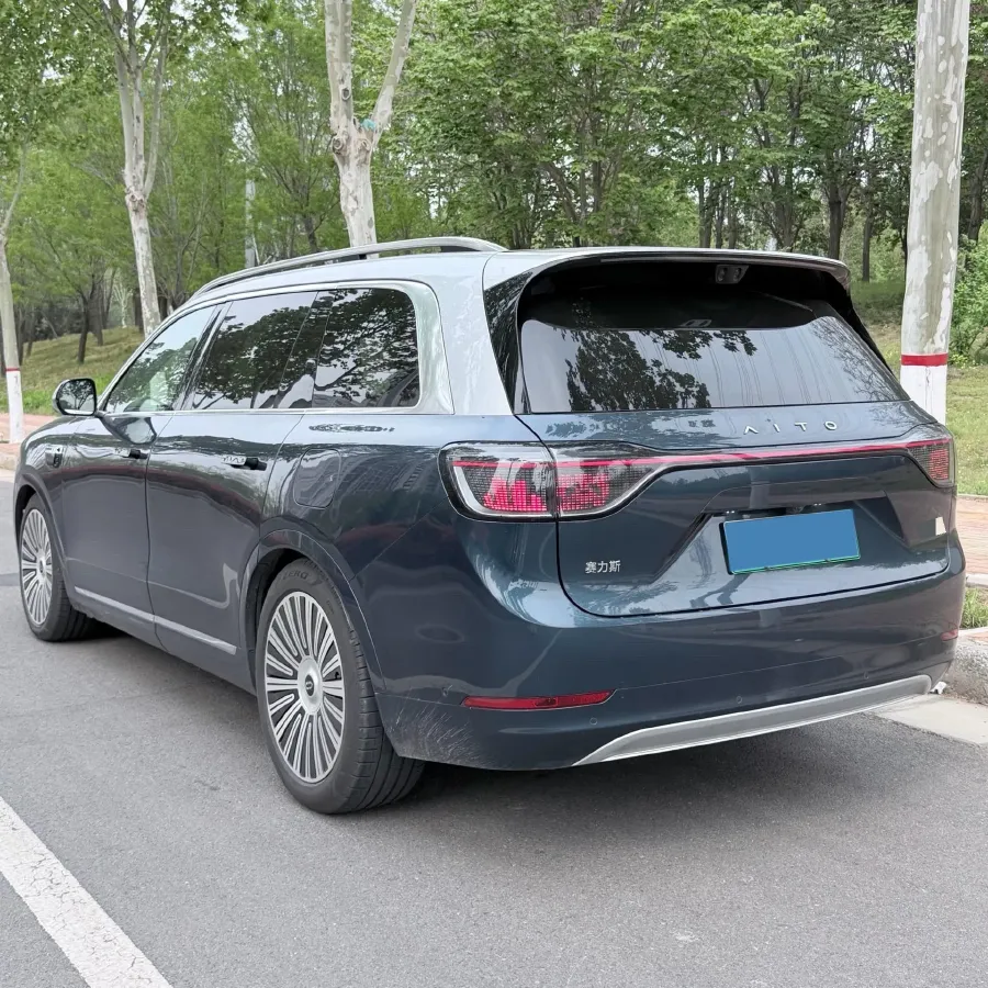 2025 AITO AITO M9 REEV 160HP REEV 52KWH,autocango,china used car exporter,china ev exporter,chinese used car exporter,chinese used ev exporter
