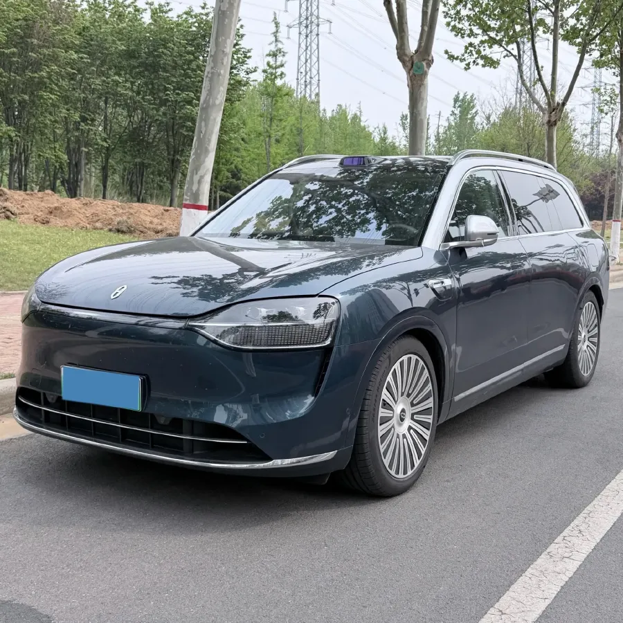 2025 AITO AITO M9 REEV 160HP REEV 52KWH,autocango,china used car exporter,china ev exporter,chinese used car exporter,chinese used ev exporter